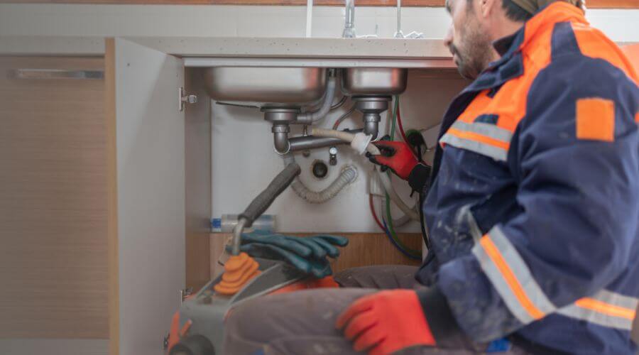 Expert burst pipe repair services in Champaign, IL